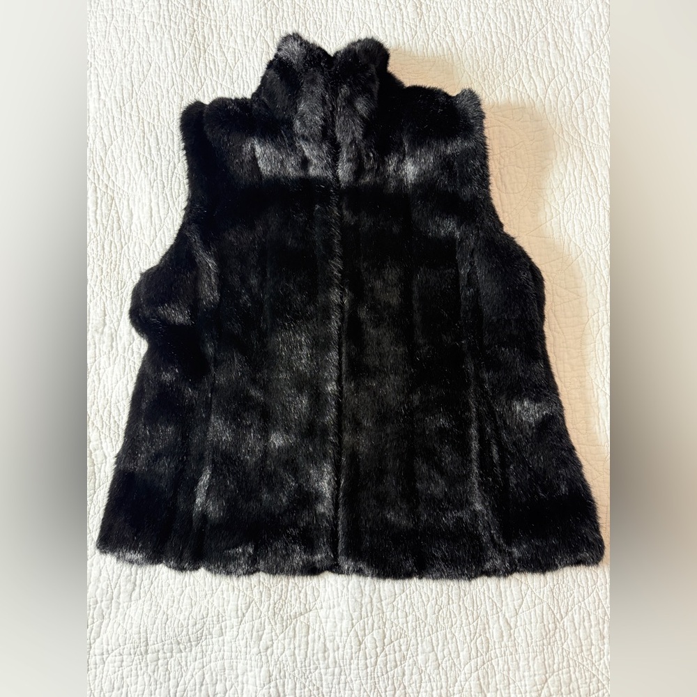 Chaps Black Faux Fur Vest size XL in good used condition - Picture 1 of 4